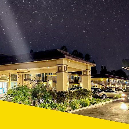 Bposhtels Anaheim Hostel ภายนอก รูปภาพ
