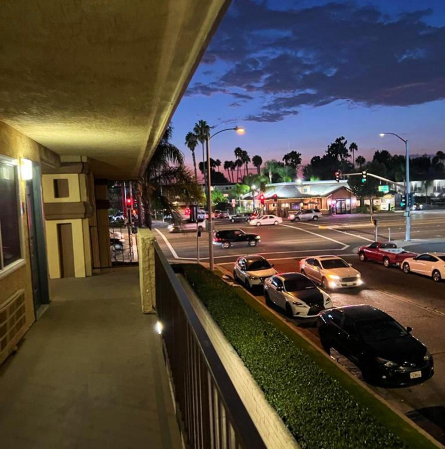 Bposhtels Anaheim Hostel ภายนอก รูปภาพ